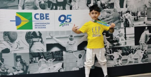 Destacada participación de estudiante CEP en Sudamericano Infantil de esgrima