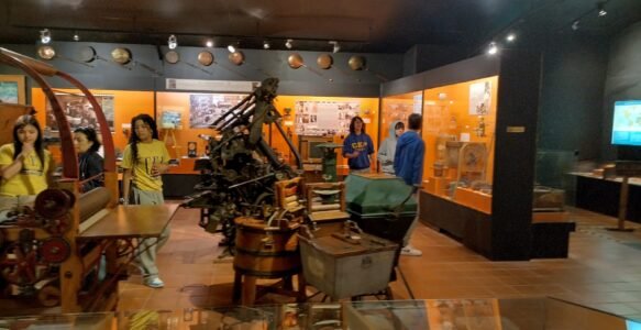 8°A explora ciencia y cultura en museos de Fundación Cardoen